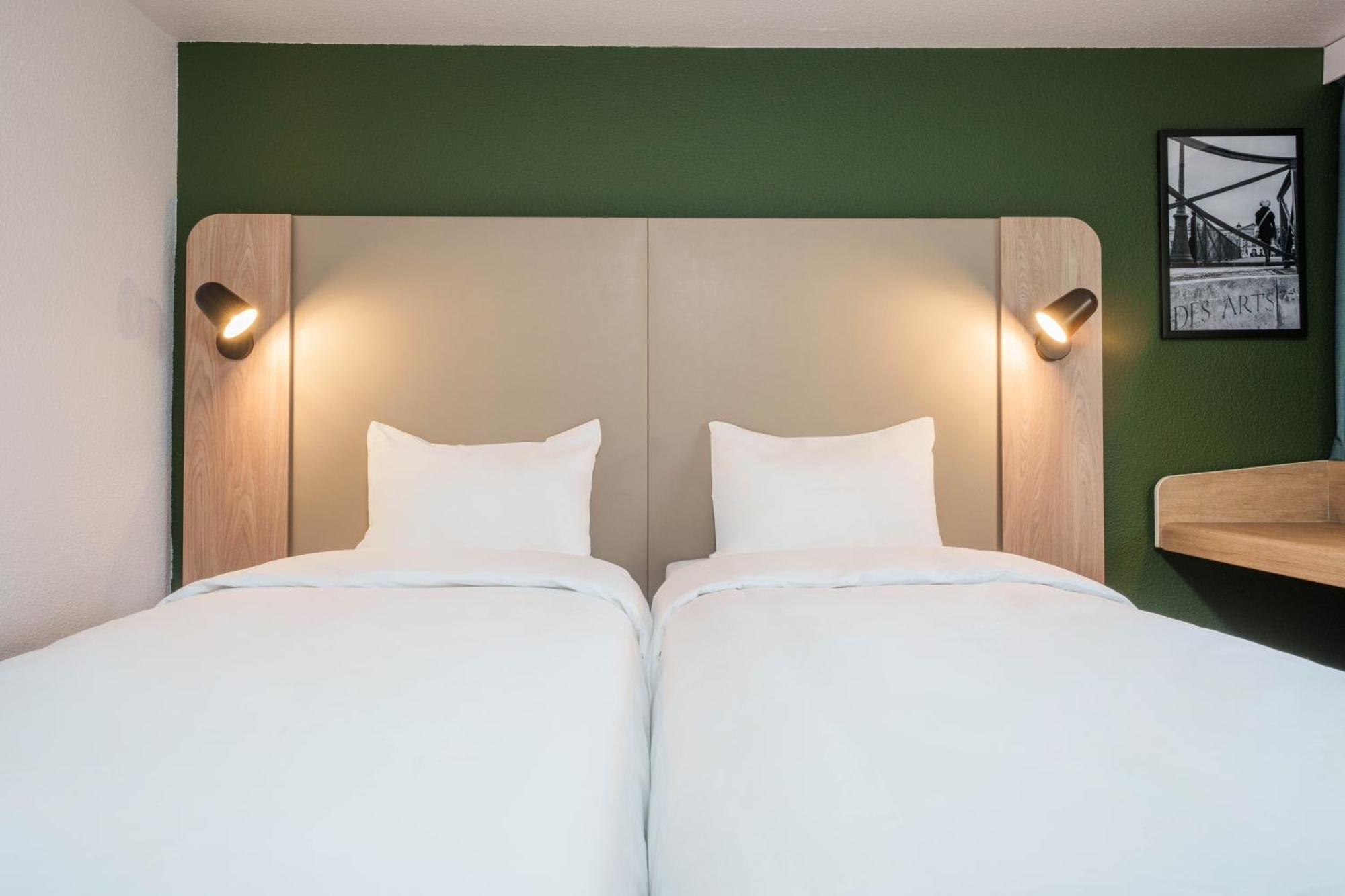 Campanile Montpellier Est Le Millenaire Hotel Luaran gambar