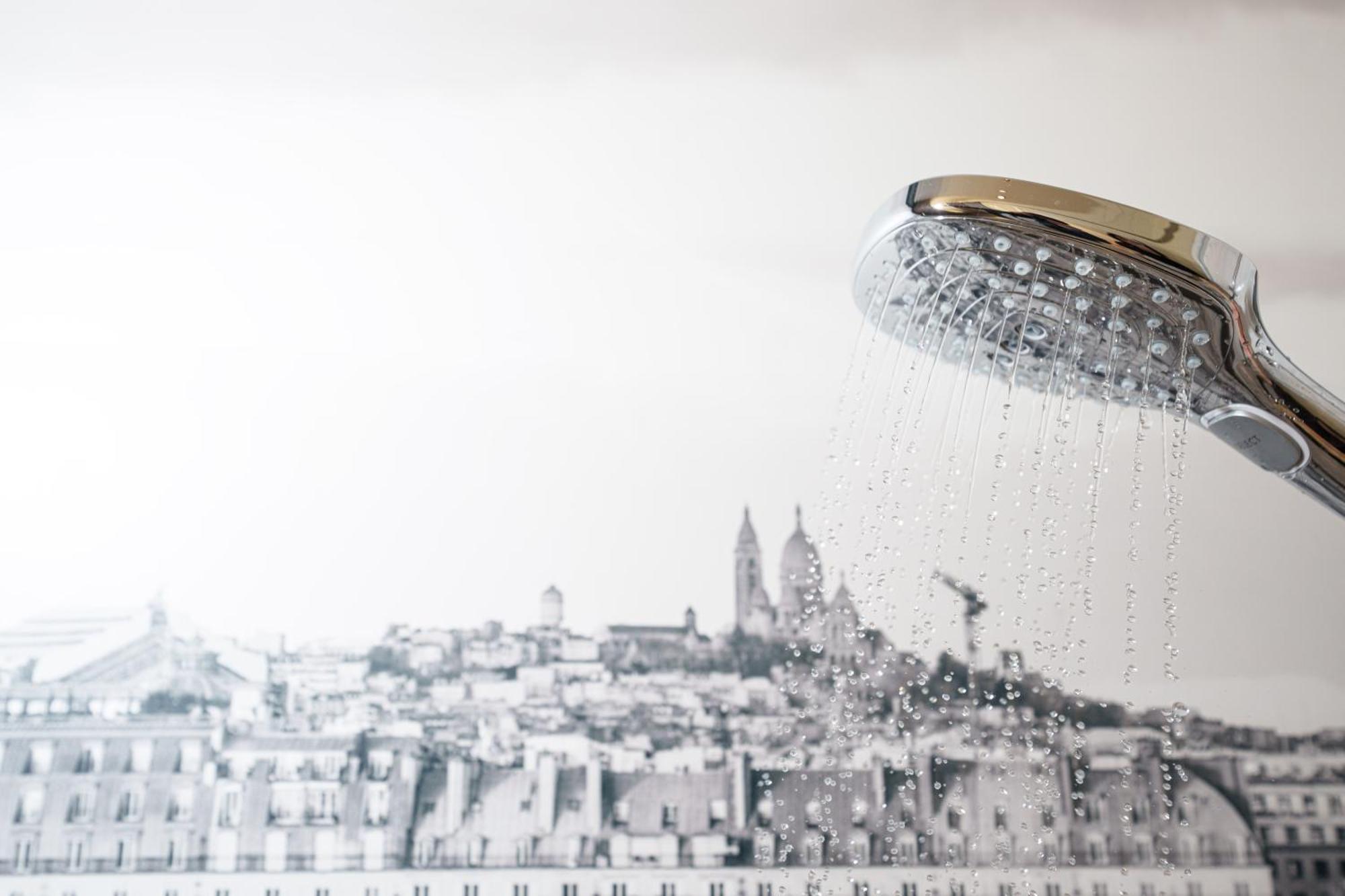 Campanile Montpellier Est Le Millenaire Hotel Luaran gambar